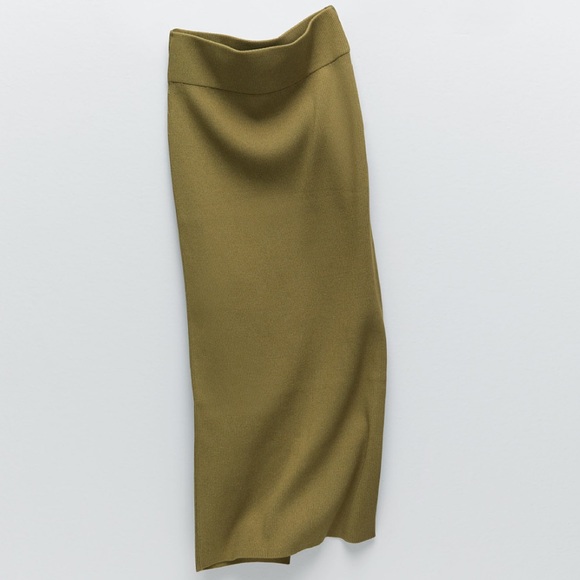 ZARA KNIT MIDI SKIRT - Picture 3 of 7